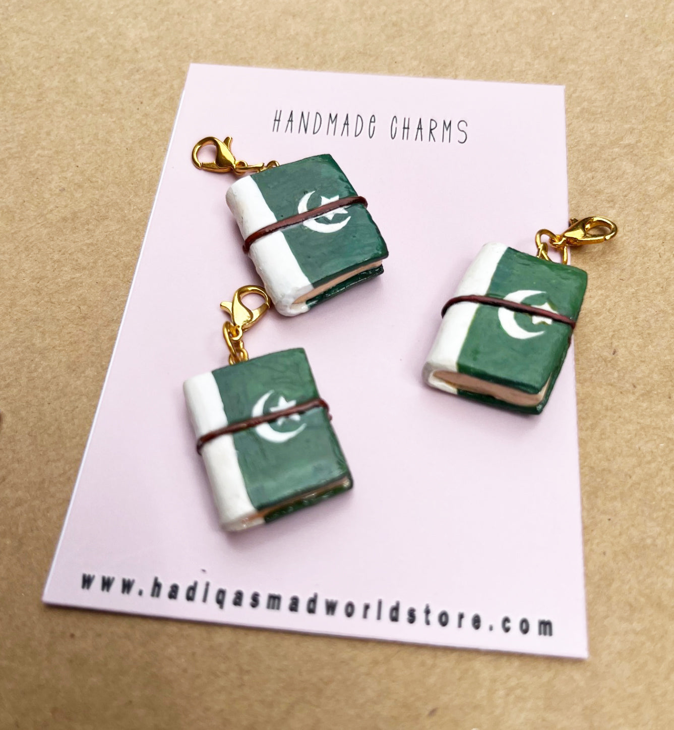 Flag Book - Single Charm