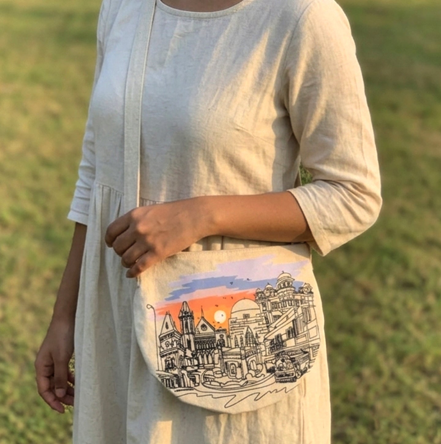 Karachi Doodle - Canvas Crossbody bag